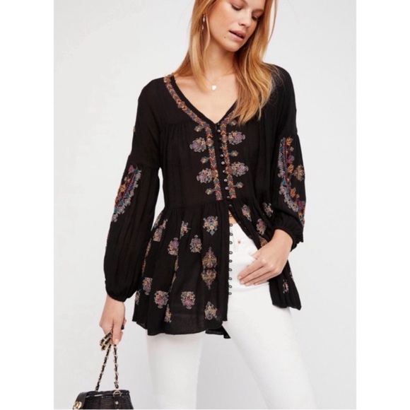Free People Tops - Free People Arianna Tunic Top Sz large Peasant Boho Embroidered Crinkled